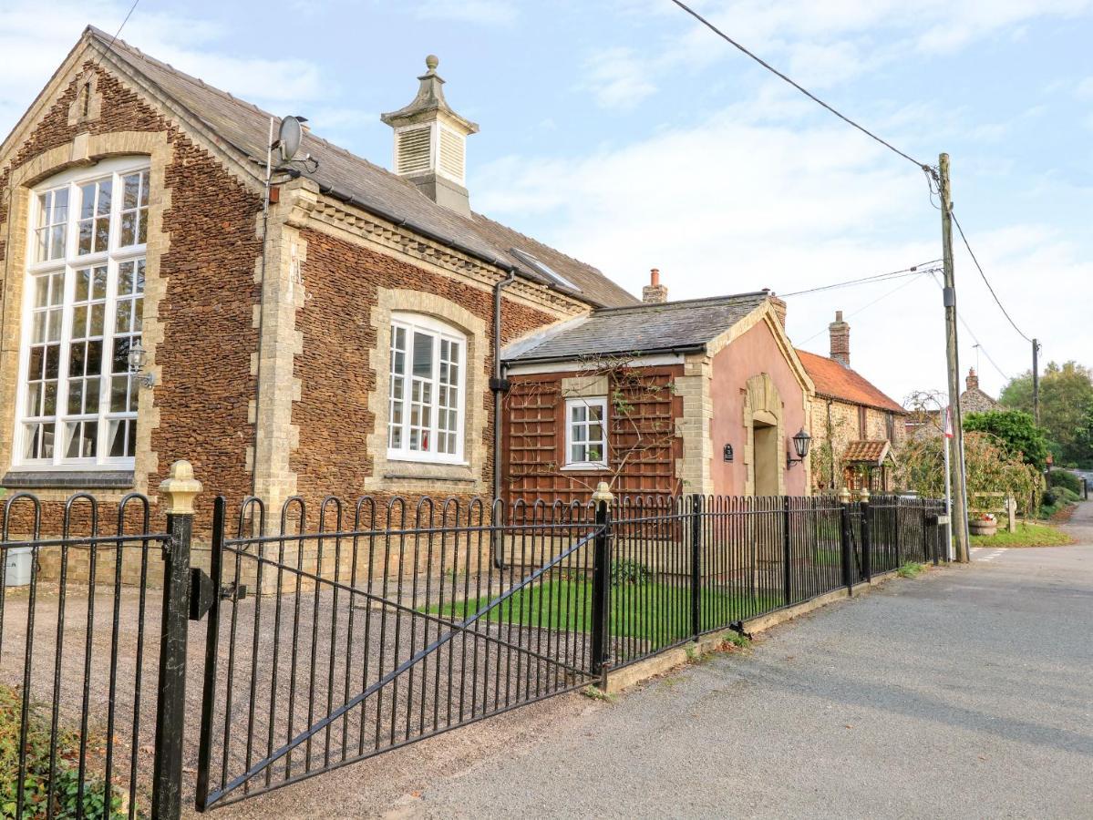 The Old School Villa Wereham Exterior photo
